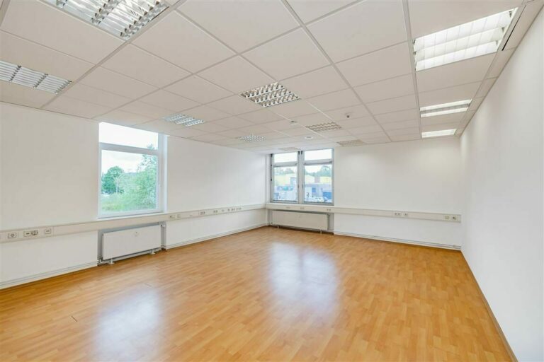 Büro 6 (2)
