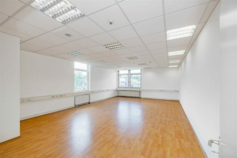 Büro 6 (1)